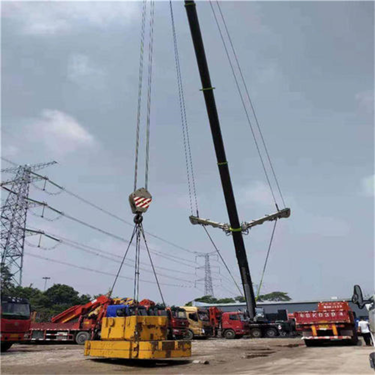 石壁镇风电设备吊装